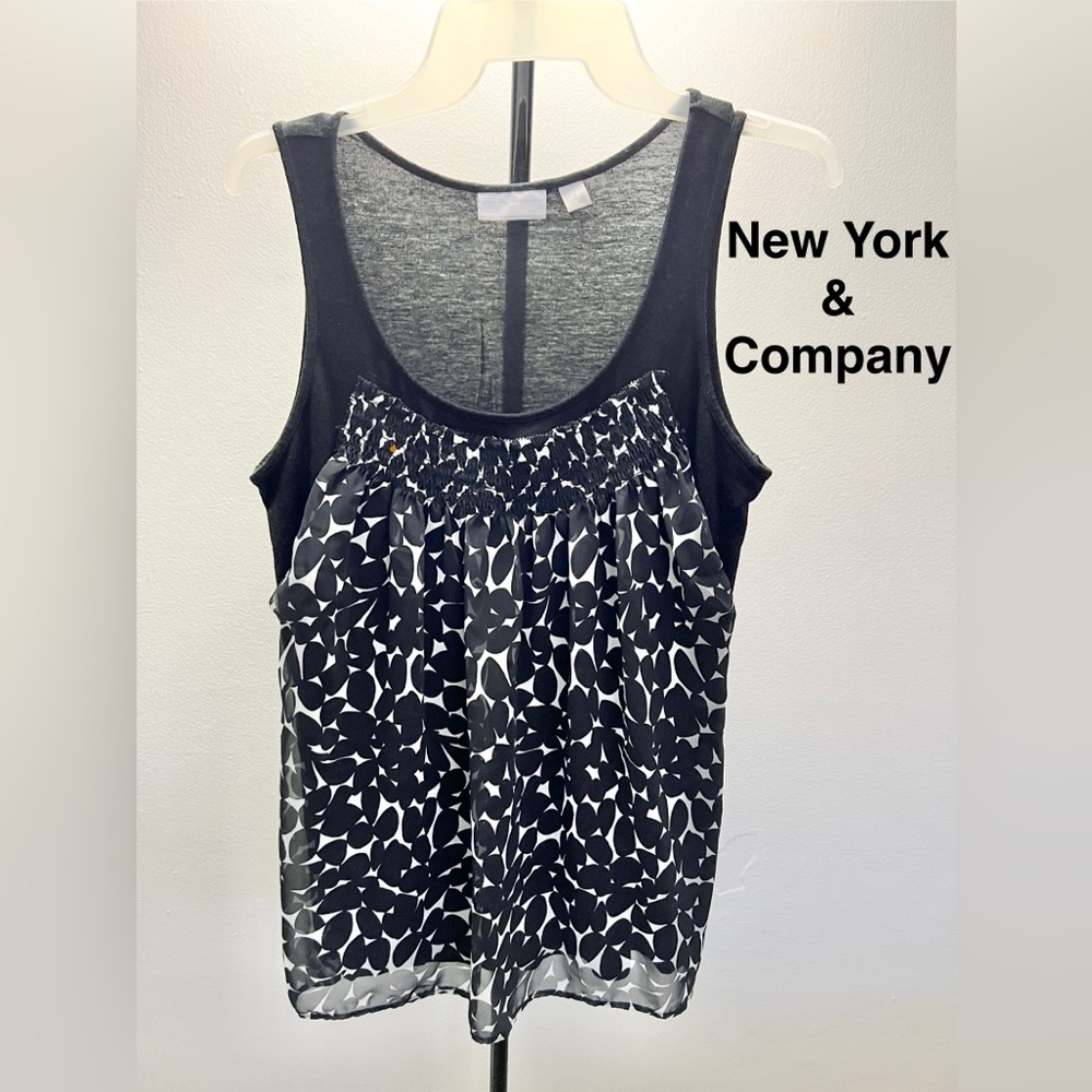 New York & Company Tank Top Size S